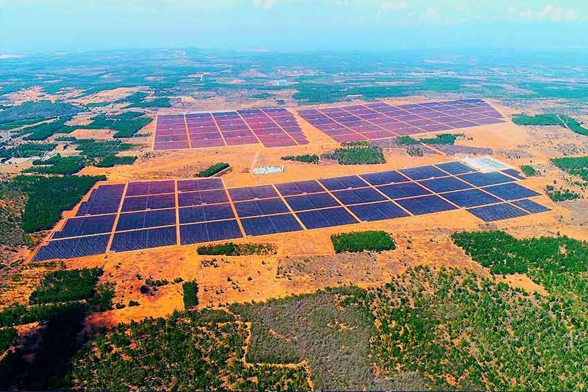 最新の会社の事例について ベトナムの洪Phongにあるひかれた太陽発電プロジェクト350MW