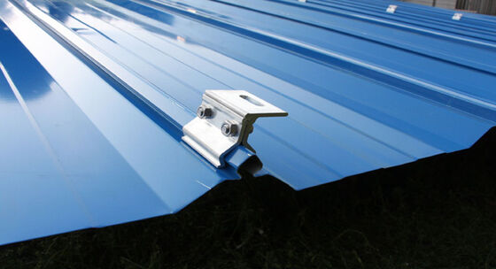 良い価格 金属屋根クランプソーラーマウントシステム防水設計 オンライン