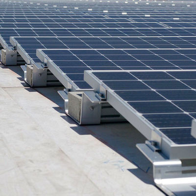 良い価格 3KW 5KW 10KWの太陽エネルギーの屋根システム、産業平屋根の太陽土台システム オンライン