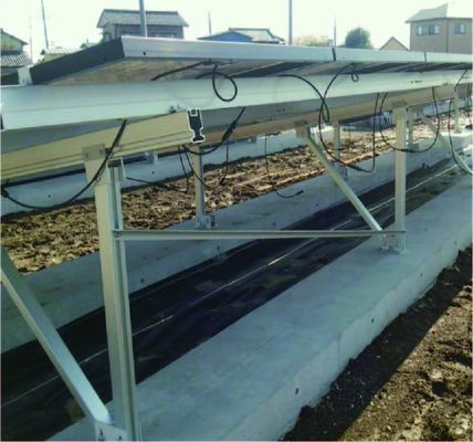 ひかれる光起電C鋼鉄太陽電池パネルシステム産業太陽取付金具を取付けること