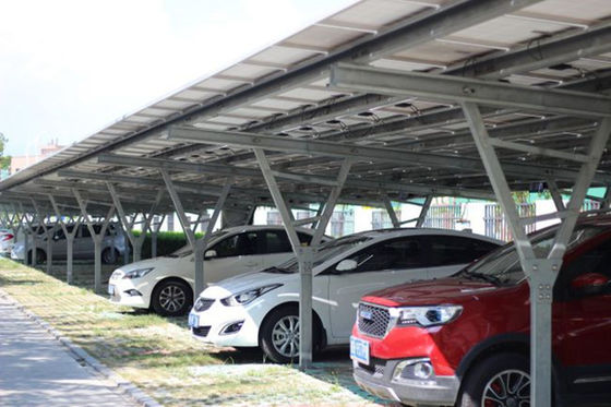 オン/オフ格子炭素鋼の太陽電池パネルのCarportの据付